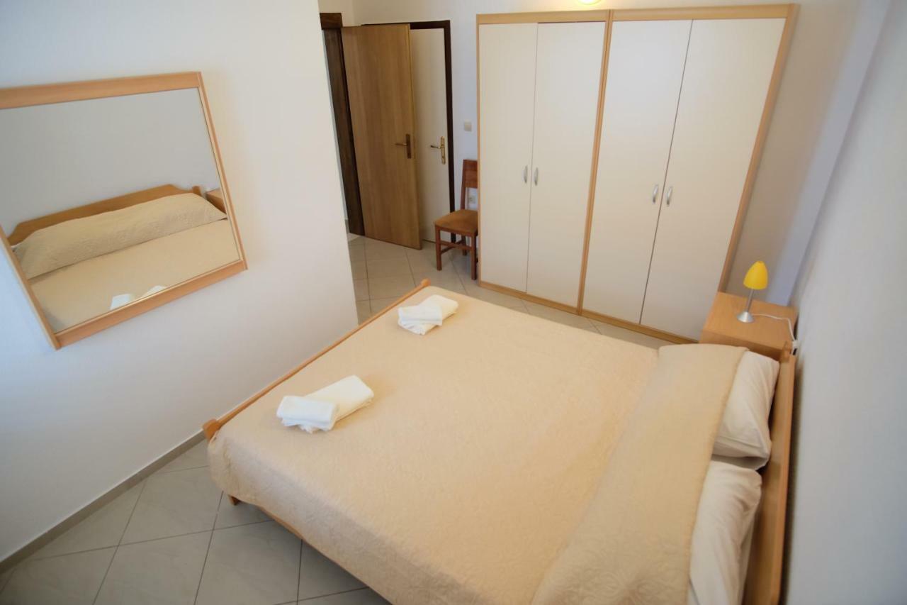 Apartmani Svemir Drage Extérieur photo