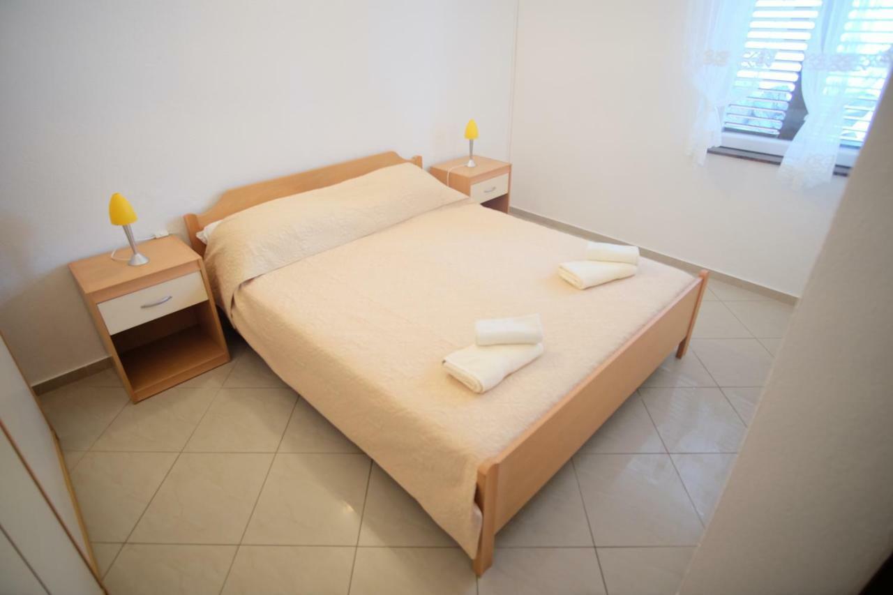 Apartmani Svemir Drage Extérieur photo