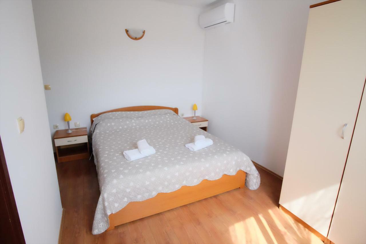 Apartmani Svemir Drage Extérieur photo
