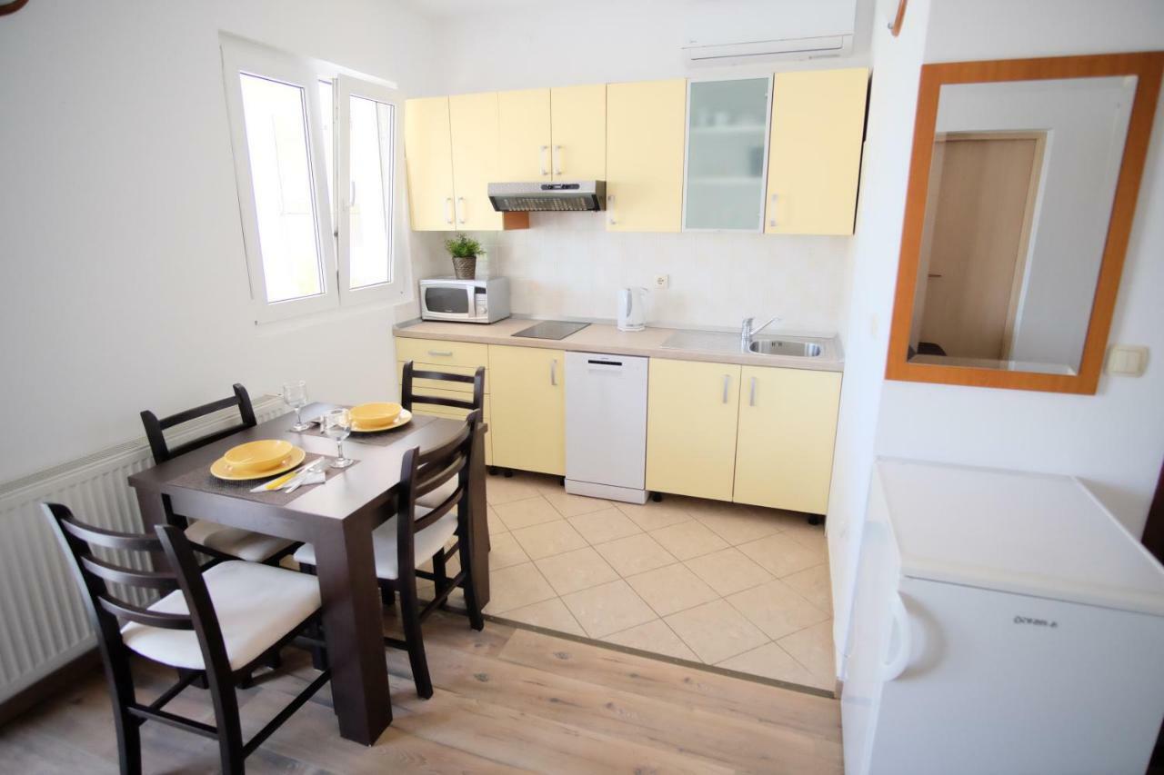 Apartmani Svemir Drage Extérieur photo